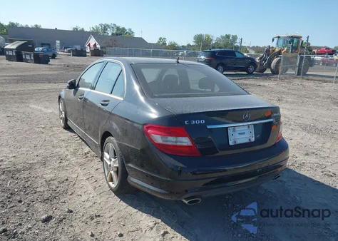 2011 Mercedes-Benz C 300 Sport 4Matic из США, поврежденный, VIN WDDGF8BB1BR152027